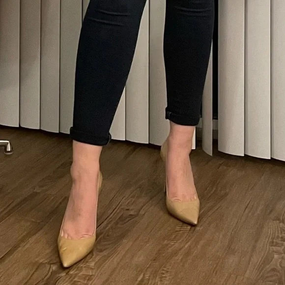 Jimmy Choo Nude Patent Leather Designer Pointed Toe Classic High Heels Size 40 - Picture 8 of 9